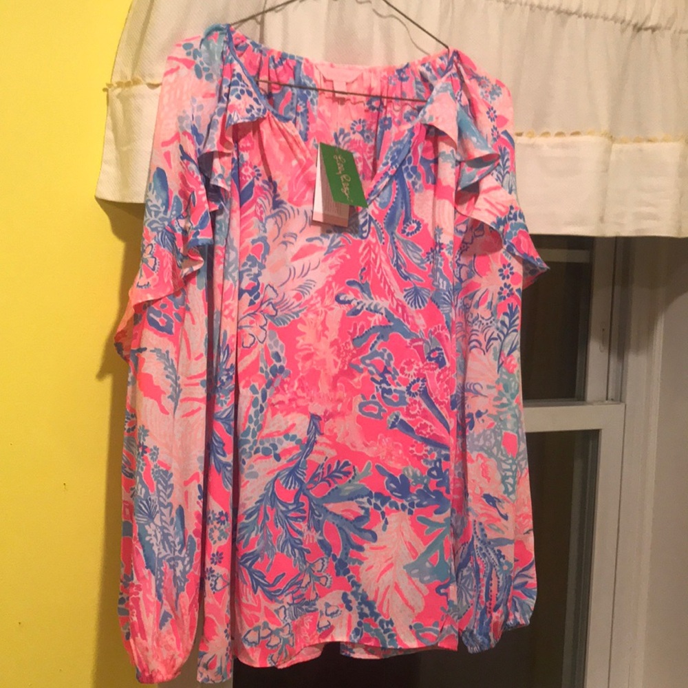 Lilly Pulitzer top: Size L